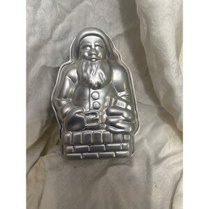 Vintage Wilton Santa Claus Cake Pan 2 Piece Set With Chimney Aluminum‎